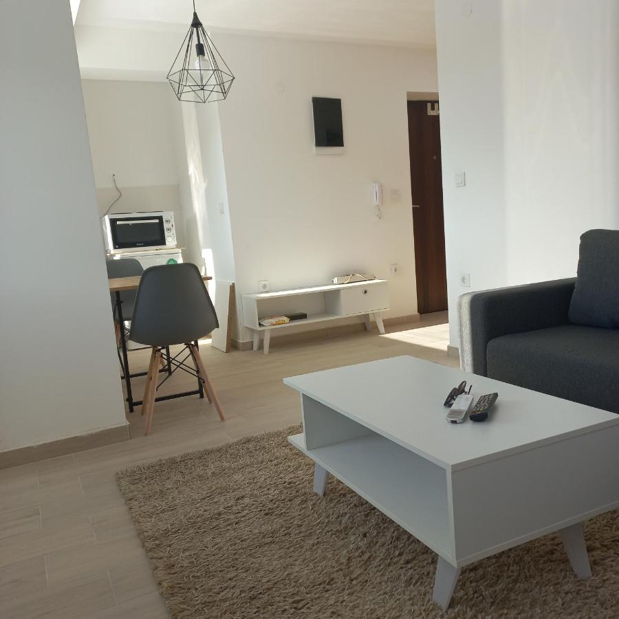 Studio Close To Town Centar سكوبجي المظهر الخارجي الصورة